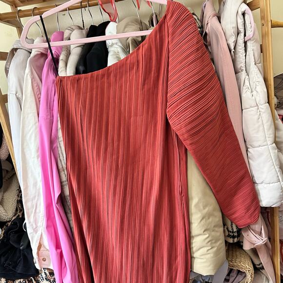 Song of Style Anisah Mini Dress in Chili Red Size Large - Picture 10 of 12